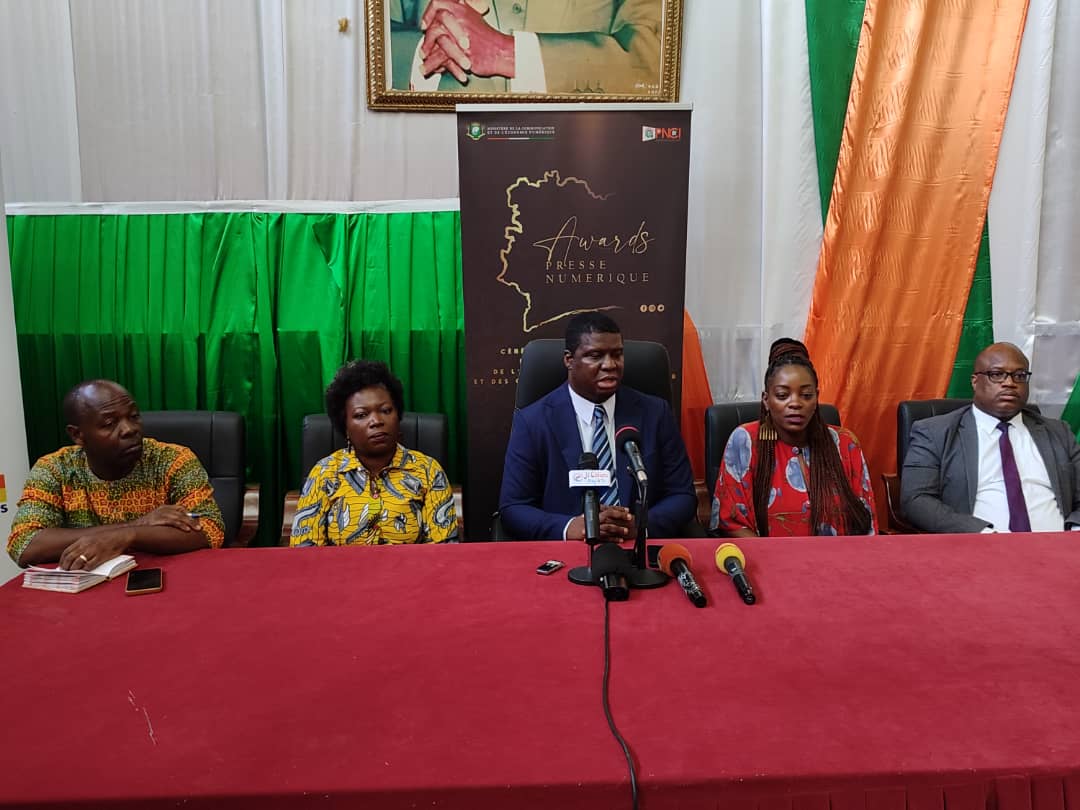 Awards de la Presse Numérique de Côte d’Ivoire 2022 / La PNCI honore la mémoire de Fatou Yatabaré