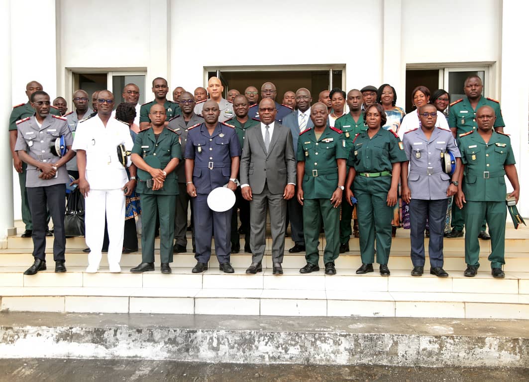 Visite de travail du ministre Pierre Dimba à HMA / Le directeur plaide pour une tarification particulière de type instituts spécialisés ou CHU