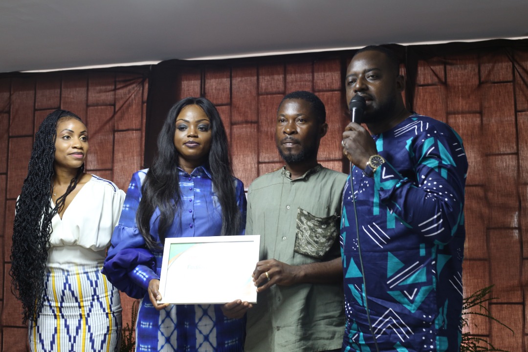 Mode et textile / Fadilatou Damala partage ses 9 ans de passion pour Fadiwax avec l’UJOCCI
