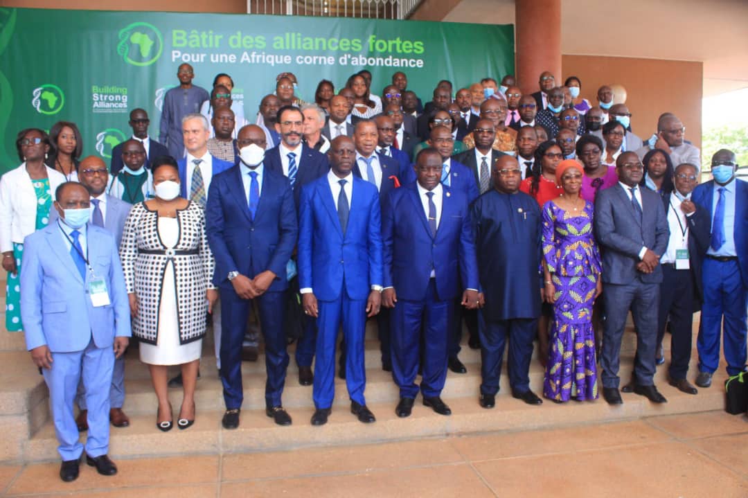 Sécurité alimentaire / Abidjan abrite un panel de haut niveau autour du manioc
