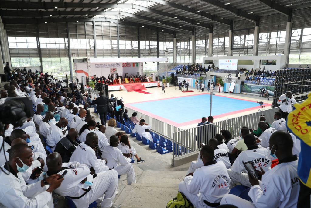 Promotion du taekwondo / Le centre sportif, culturel et des TIC ivoiro-coréen ouvert